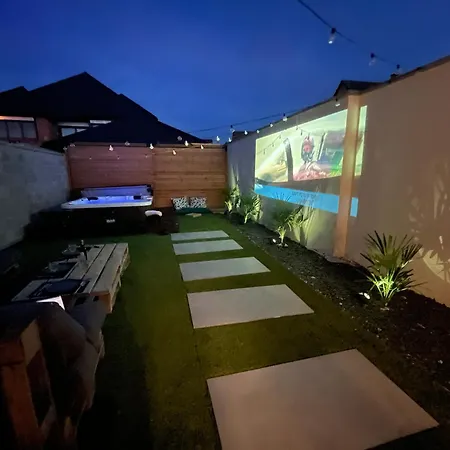 Full House, Jacuzzi, Netflix, 8 Pers, Free Parking 10' Colmar Vakantiehuis *