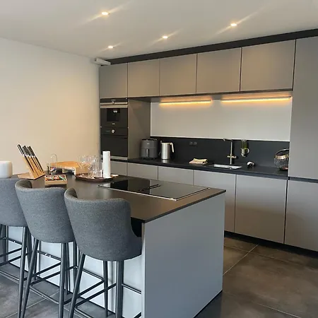 Full House, Jacuzzi, Netflix, 8 Pers, Free Parking 10' Colmar