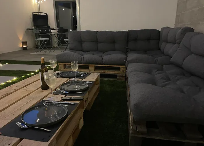 Full House, Jacuzzi, Netflix, 8 Pers, Free Parking 10' Colmar Tatil Evi